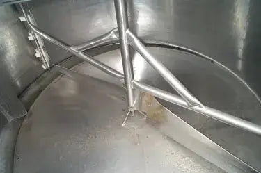 Procesador Mueller de acero inoxidable - 600 galones