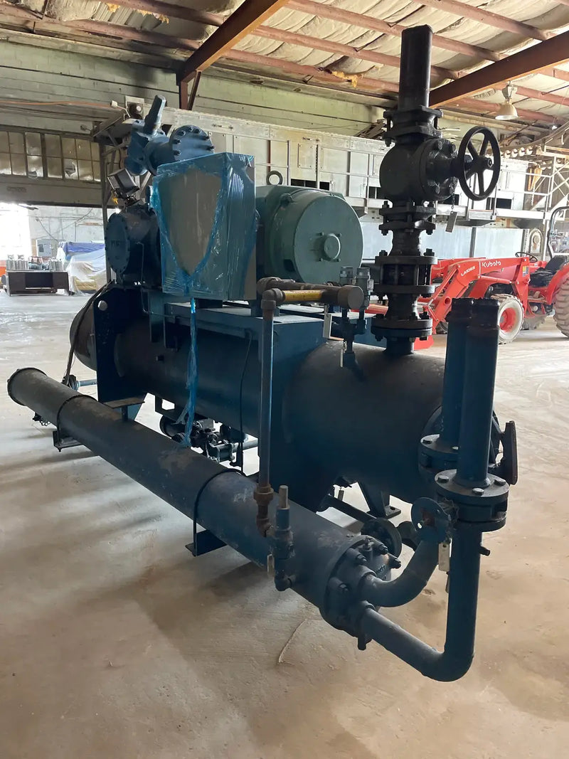 Vilter VSS-751 Rotary Screw Compressor Package (377 HP 460 V, M&M Micro Control Panel)