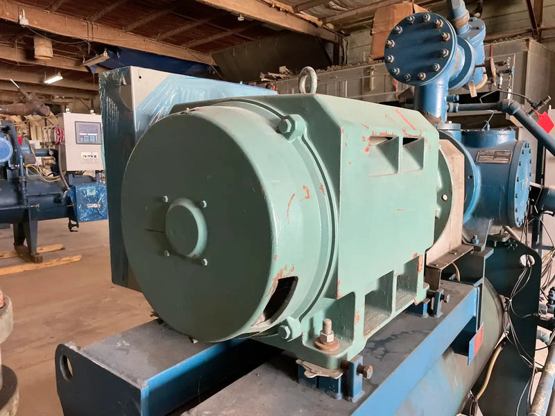 Vilter VSS-751 Rotary Screw Compressor Package (377 HP 460 V, M&M Micro Control Panel)