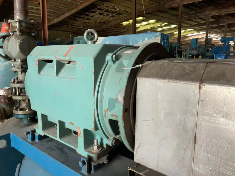 Vilter VSS-751 Rotary Screw Compressor Package (377 HP 460 V, M&M Micro Control Panel)