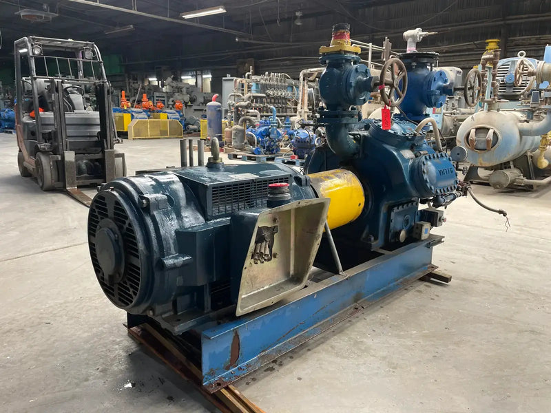 Vilter 458 8-Cylinder Reciprocating Compressor Package (150 HP 230/460 V, Direct Drive Driven)