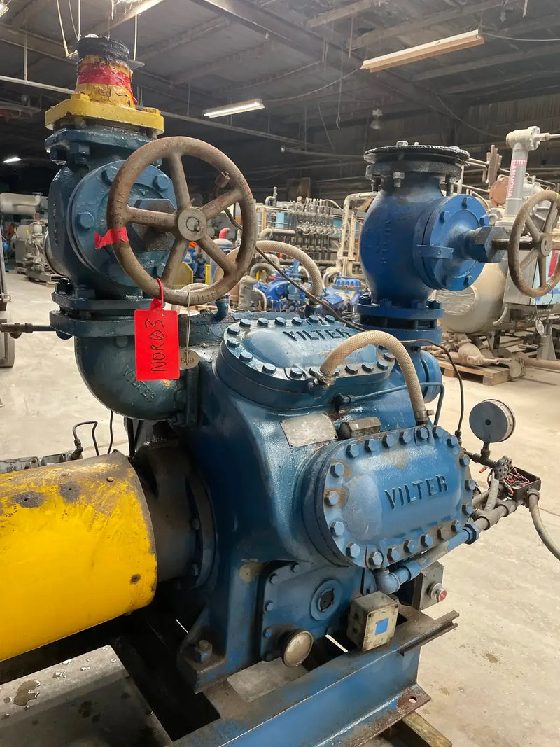 Vilter 458 8-Cylinder Reciprocating Compressor Package (150 HP 230/460 V, Direct Drive Driven)