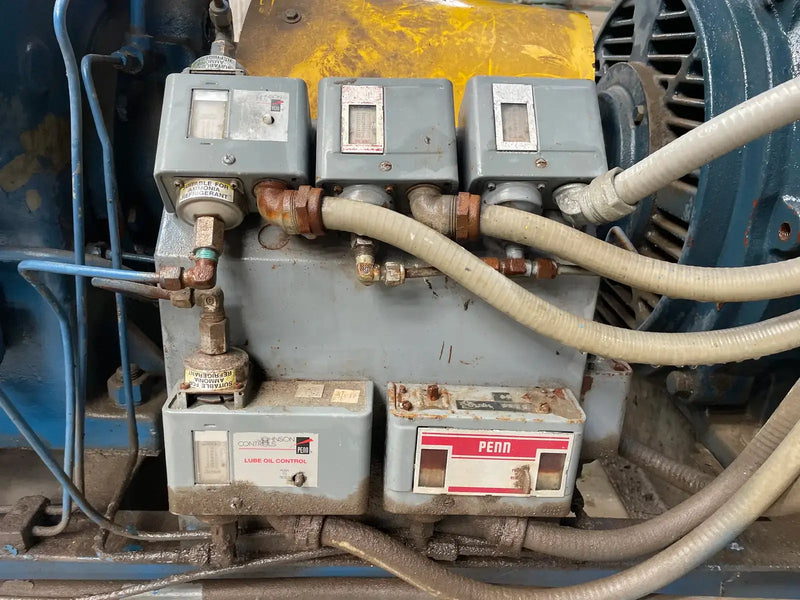 Vilter 458 8-Cylinder Reciprocating Compressor Package (150 HP 230/460 V, Direct Drive Driven)