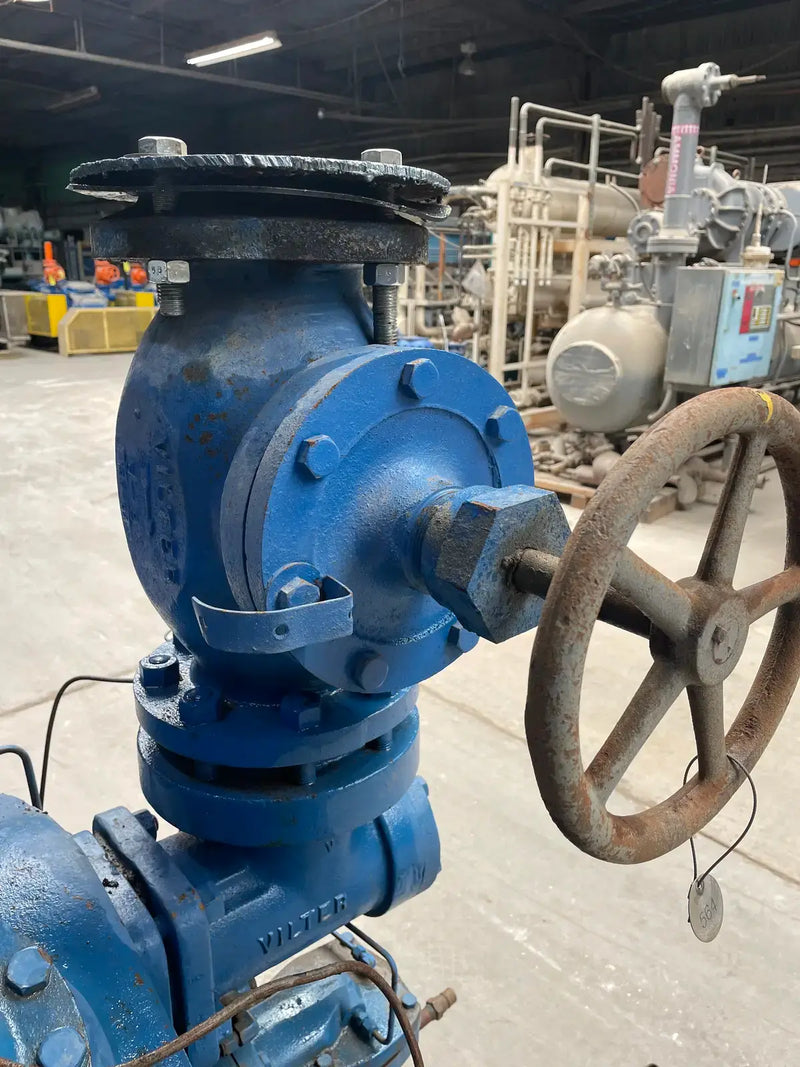 Vilter 458 8-Cylinder Reciprocating Compressor Package (150 HP 230/460 V, Direct Drive Driven)