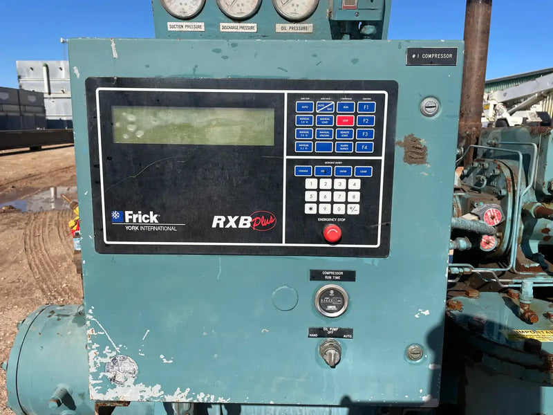 Paquete de compresor de tornillo rotativo Frick RXB19 (Frick XJS95L, 50 HP 240/480 V, panel de control micro Frick RXB Plus)