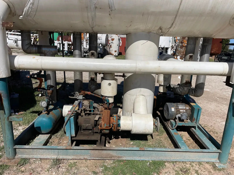 Recirculador de amoníaco horizontal RVS (60 x 132 pulgadas, 2105 galones)