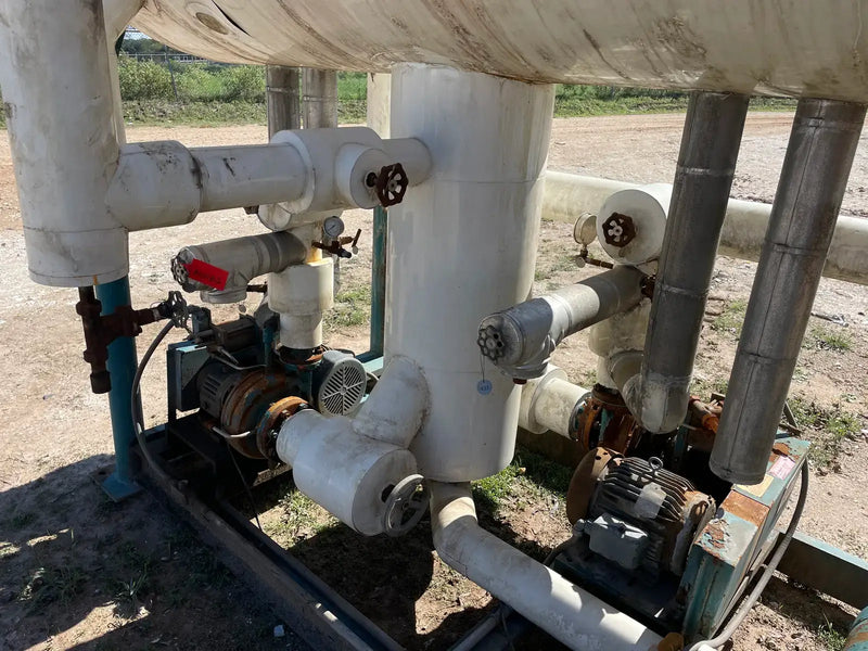 Recirculador de amoníaco horizontal RVS (60 x 132 pulgadas, 2105 galones)