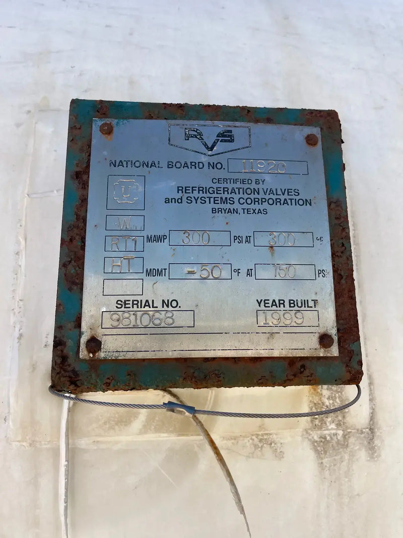 Recirculador de amoníaco horizontal RVS (60 x 132 pulgadas, 2105 galones)
