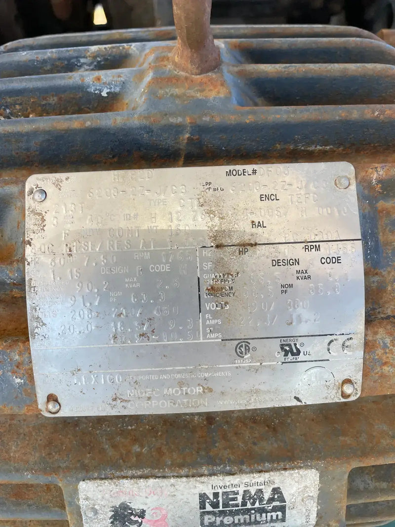 Recirculador de amoníaco horizontal RVS (60 x 132 pulgadas, 2105 galones)