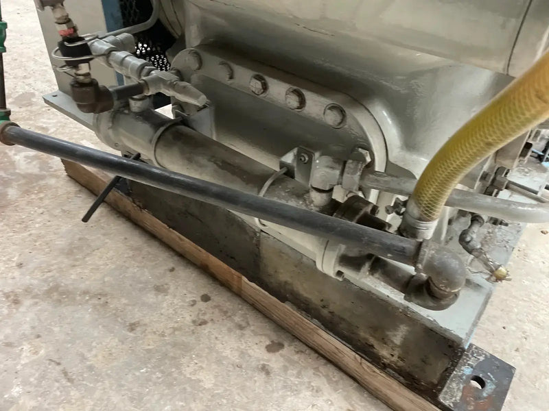 Mycom UN6WB 6-Cylinder Reciprocating Compressor Package (100 HP 230/460 V, Belt Driven)