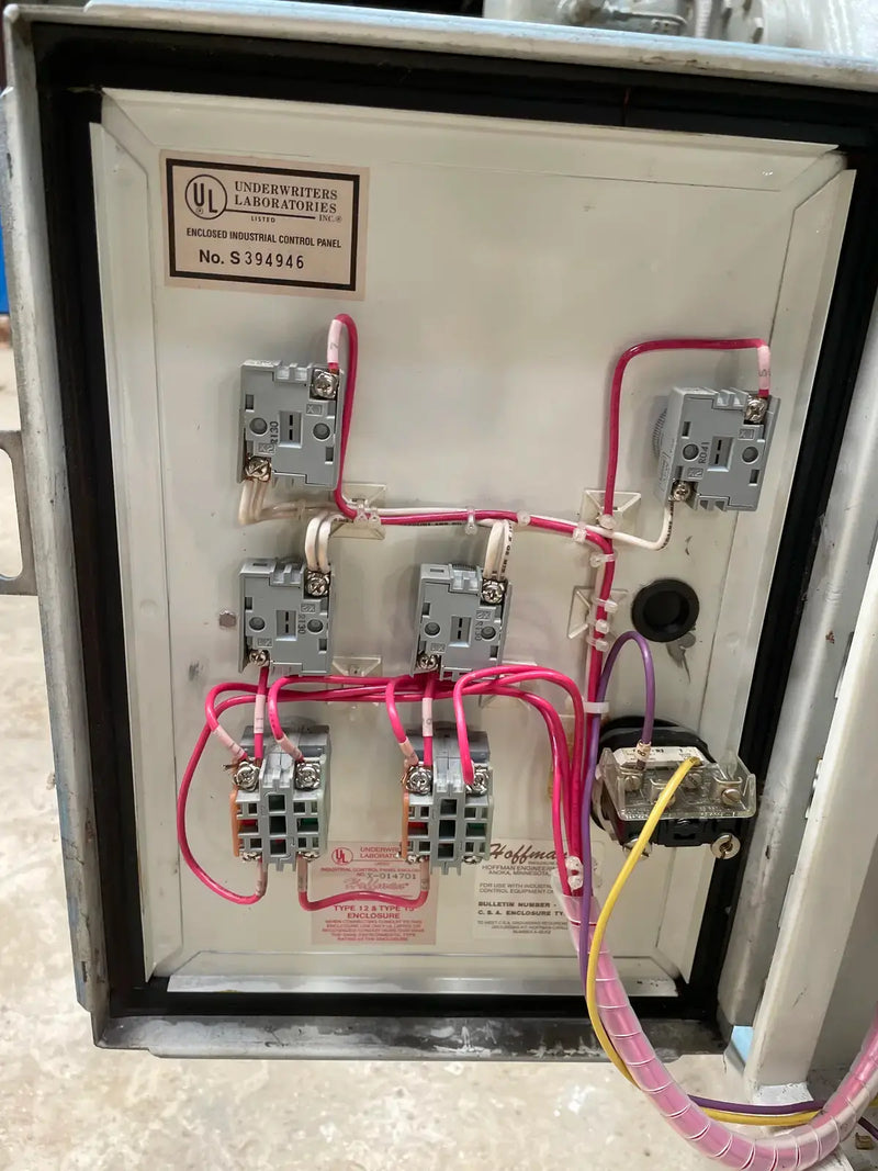 Mycom UN6WB 6-Cylinder Reciprocating Compressor Package (100 HP 230/460 V, Belt Driven)