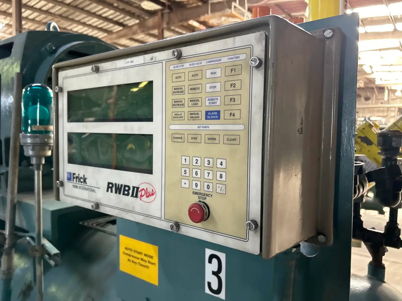 Paquete de compresor de tornillo rotativo Frick RWB-II-177H (Frick TDSH233S, 400 HP 460 V, panel de control micro Frick RWB-II Plus)