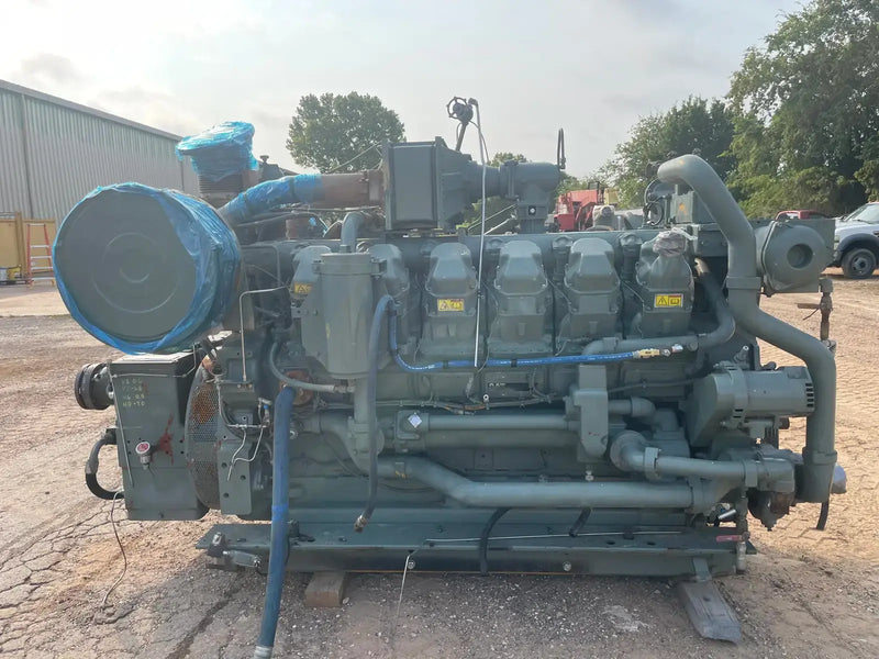 Motor industrial de gas natural CAT 3512 (780 HP)