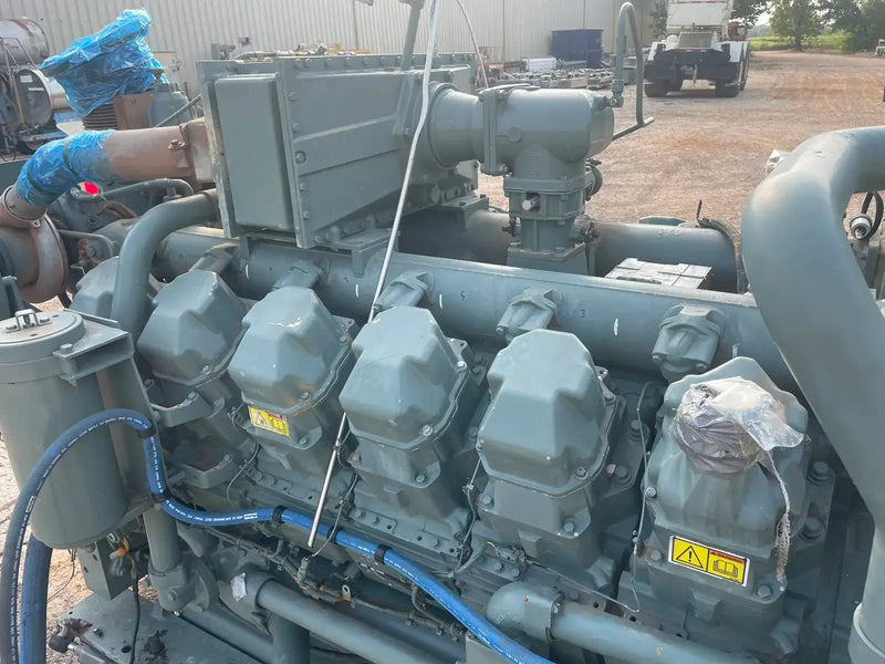 Motor industrial de gas natural CAT 3512 (780 HP)