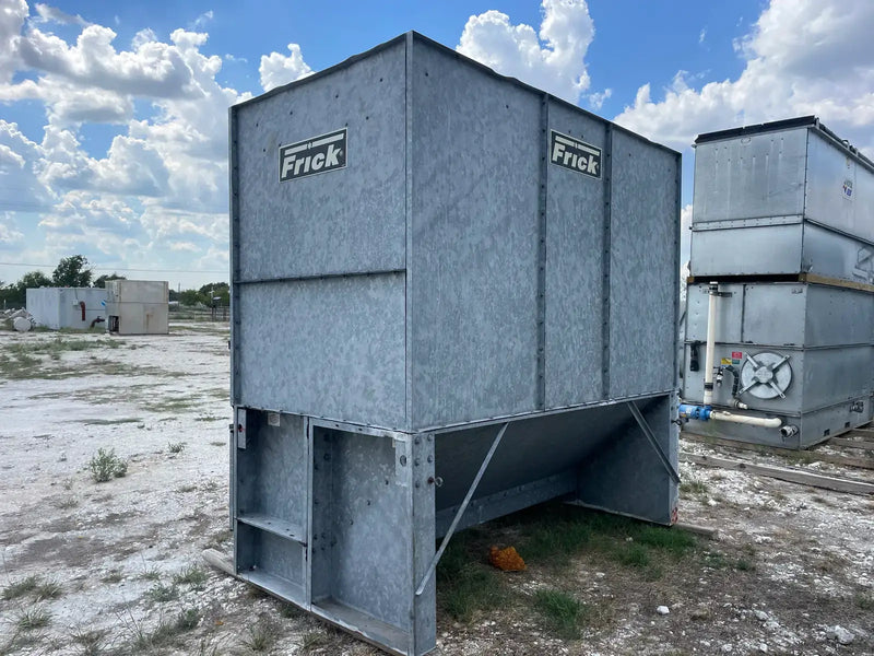 Condensador evaporativo Frick XLC-155 RH (155 toneladas nominales, motores de 1 a 10 HP, 1 unidad de torre)