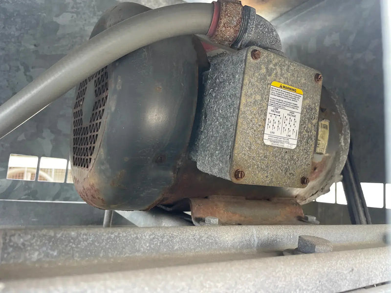 Condensador evaporativo Frick XLC-155 RH (155 toneladas nominales, motores de 1 a 10 HP, 1 unidad de torre)