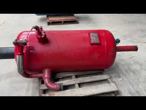 RECO Vertical Ammonia Oil Tank (24in X 48in. 130 Gallons)