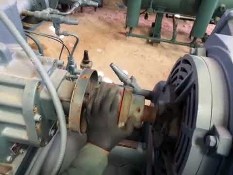 Howden XRV127-R3 Rotary Screw Compressor Package (Howden XRV127-R3, 100 HP 208-230/460 V, Micro Control Panel)