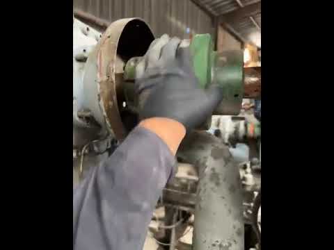 Paquete de compresor de tornillo rotativo FES (FES 575B-LE, 200 HP 460 V, micropanel de control GEA)