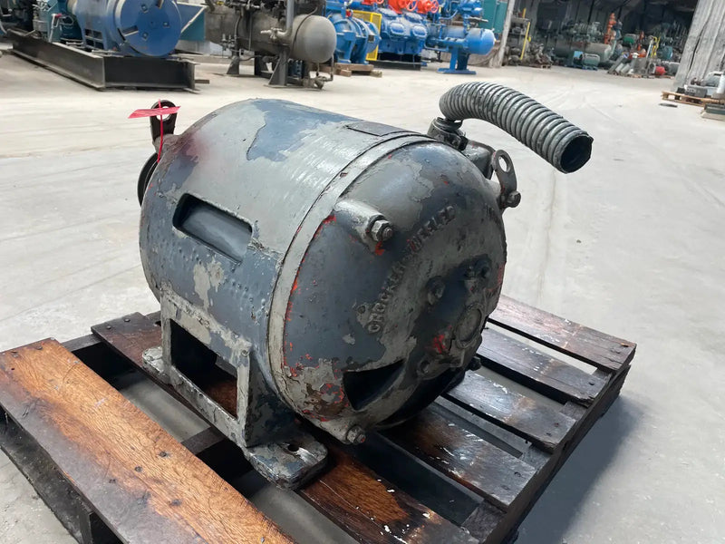 Motor eléctrico Crocker Wheeler (30 HP, 1750 RPM, 220-440 V)
