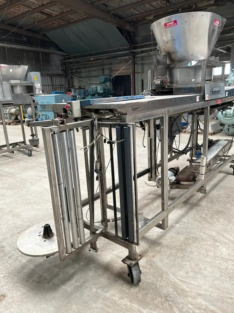 Sistema automático de envasado de hielo con llenado y sellado de forma 535 de Hamer Inc.