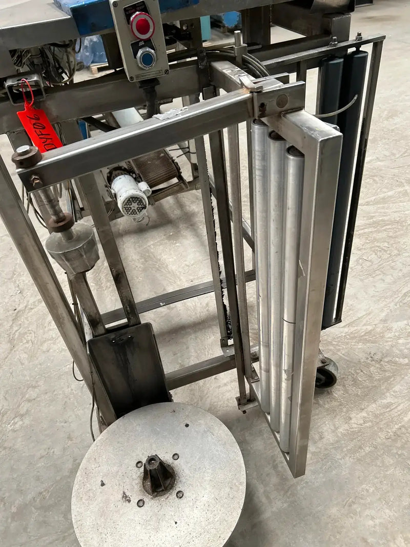 Sistema automático de envasado de hielo con llenado y sellado de forma 535 de Hamer Inc.