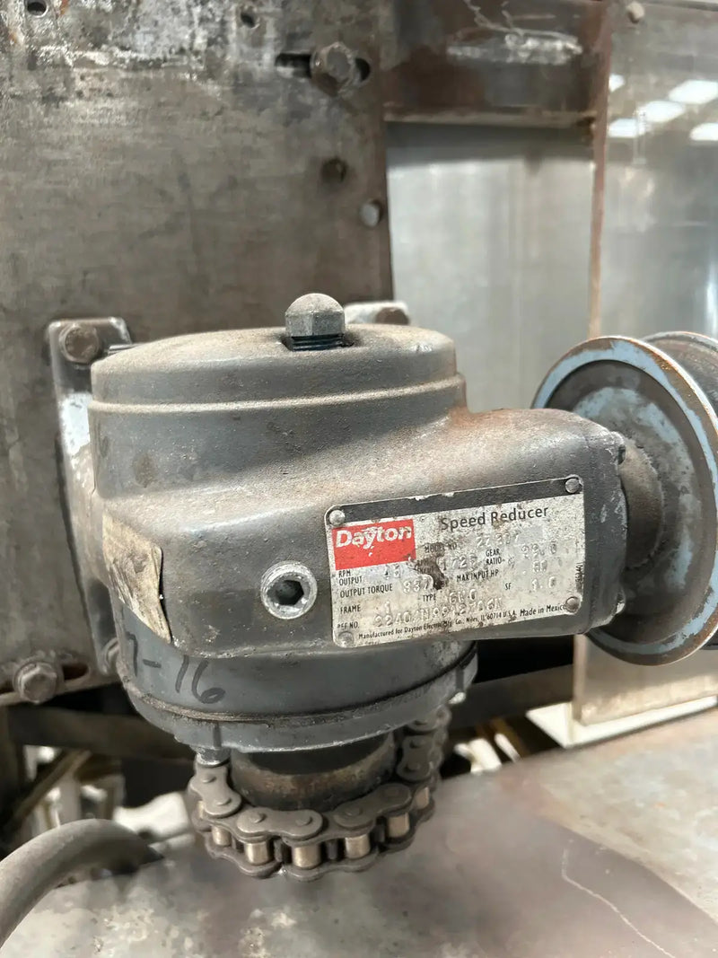 Sistema automático de envasado de hielo con llenado y sellado de forma 535 de Hamer Inc.