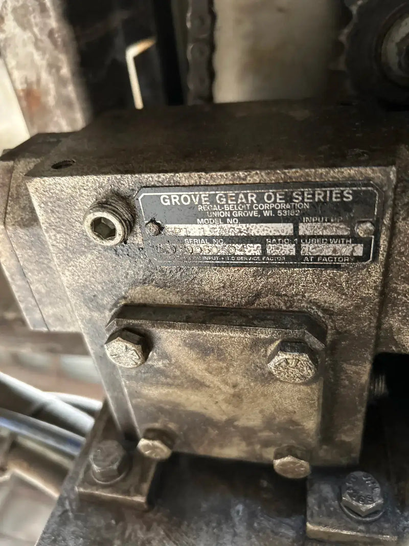 Sistema automático de envasado de hielo con llenado y sellado de forma 535 de Hamer Inc.