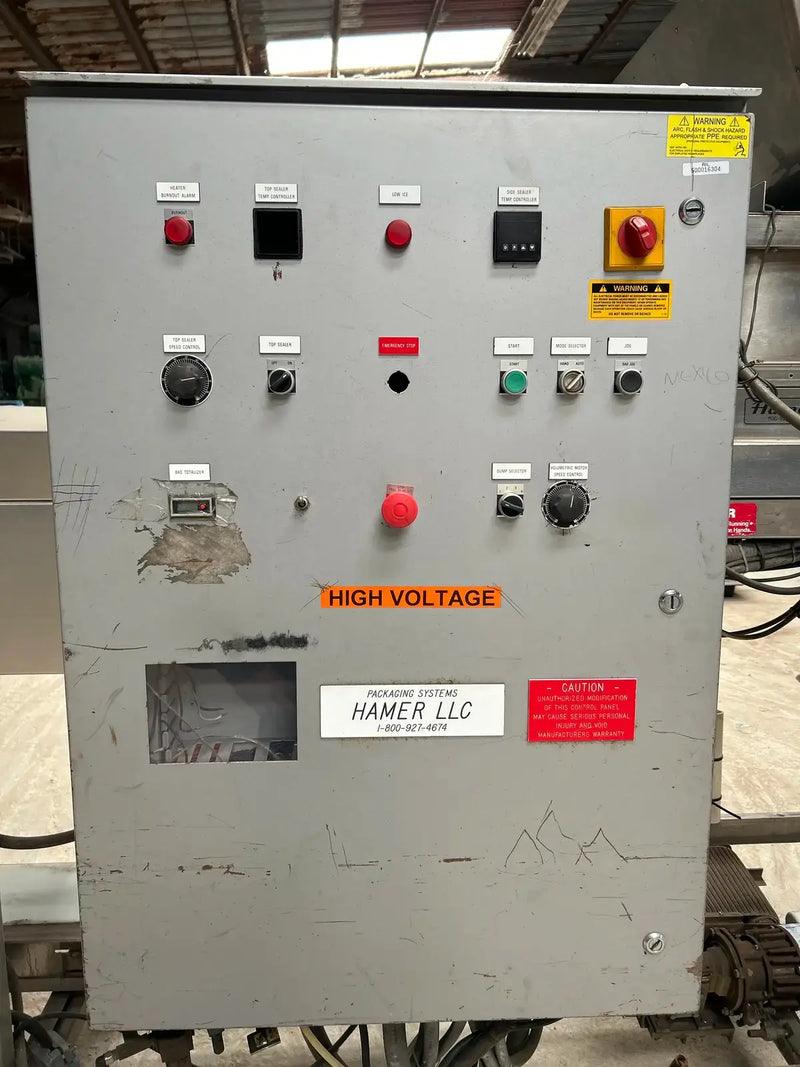 Sistema automático de envasado de hielo con llenado y sellado de forma 535 de Hamer Inc.