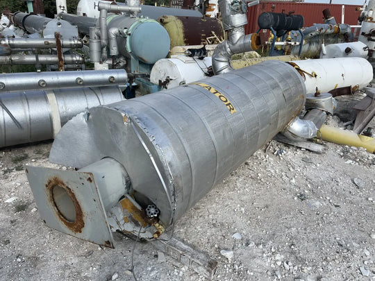 RVS Vertical Ammonia Accumulator (42in X 121in. 894 Gallons)