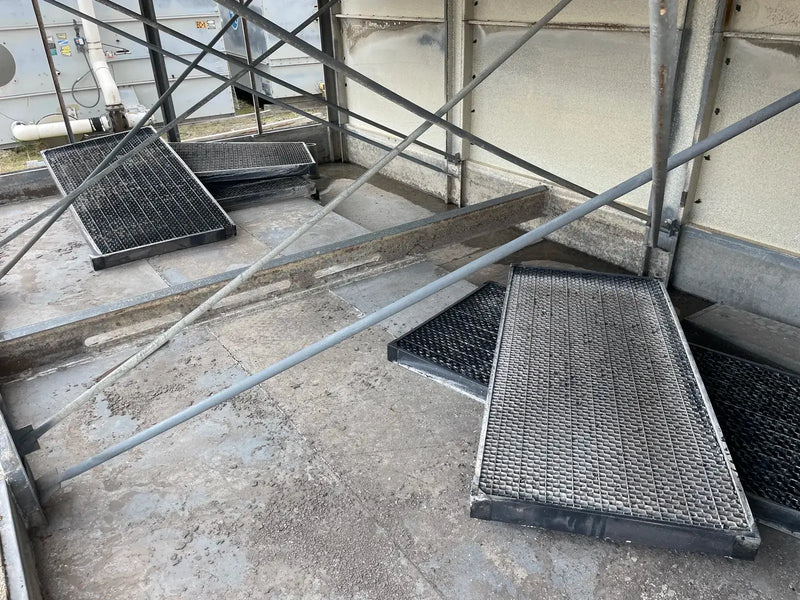 Condensador evaporativo Evapco ATC-1915E-1G (957,5 toneladas nominales, 2 motores, 1 unidad de torre)
