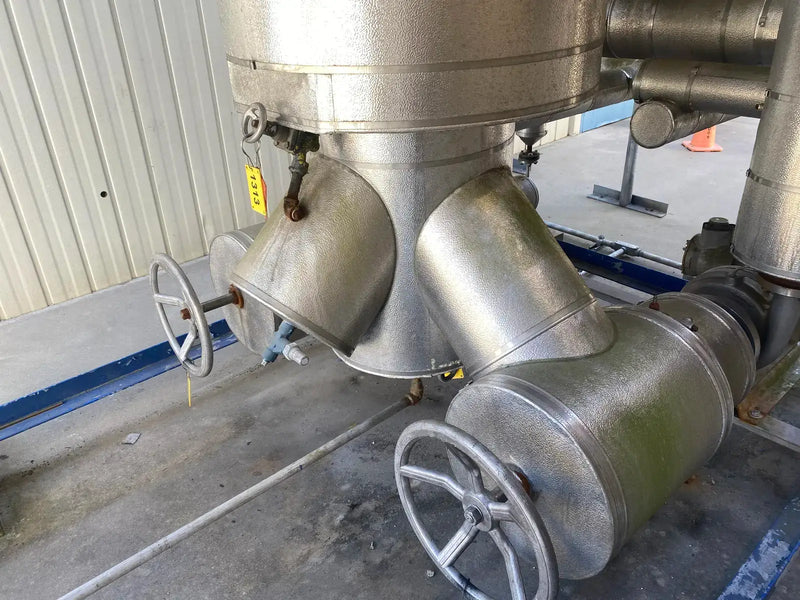 Recirculador de amoníaco horizontal (60 pulgadas x 156 pulgadas, 2350 galones, 2 bombas de 7 HP).