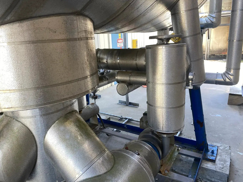 Recirculador de amoníaco horizontal (60 pulgadas x 156 pulgadas, 2350 galones, 2 bombas de 7 HP).