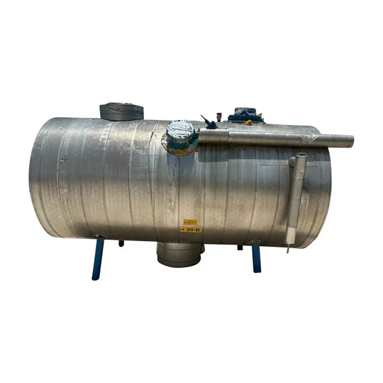 Recirculador de amoníaco horizontal (60 pulgadas x 156 pulgadas, 2350 galones, 2 bombas de 7 HP).