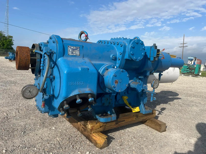 M&M 268121594 Rotary Screw Compressor Package ( 268 121594 , 350 HP)