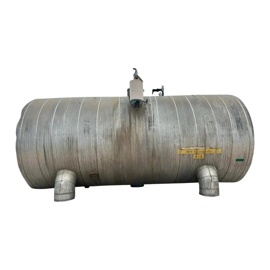 Recirculador de amoníaco horizontal Evapco (72 in x 118 in, 2930 galones, bombas de 2 a 5 HP) 84