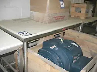 Mesa superior de teflón con estructura de acero inoxidable