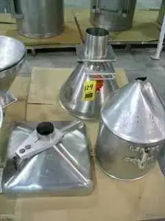 Embudos de acero inoxidable