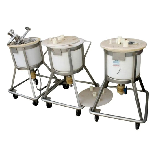 15-Gallon Rolling Poly Tanks