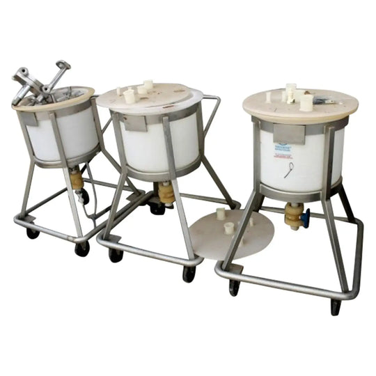 15-Gallon Rolling Poly Tanks