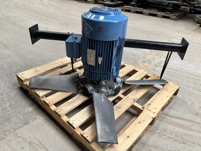 Hyundai Crown Triton Motor With Fan Package (10 HP)
