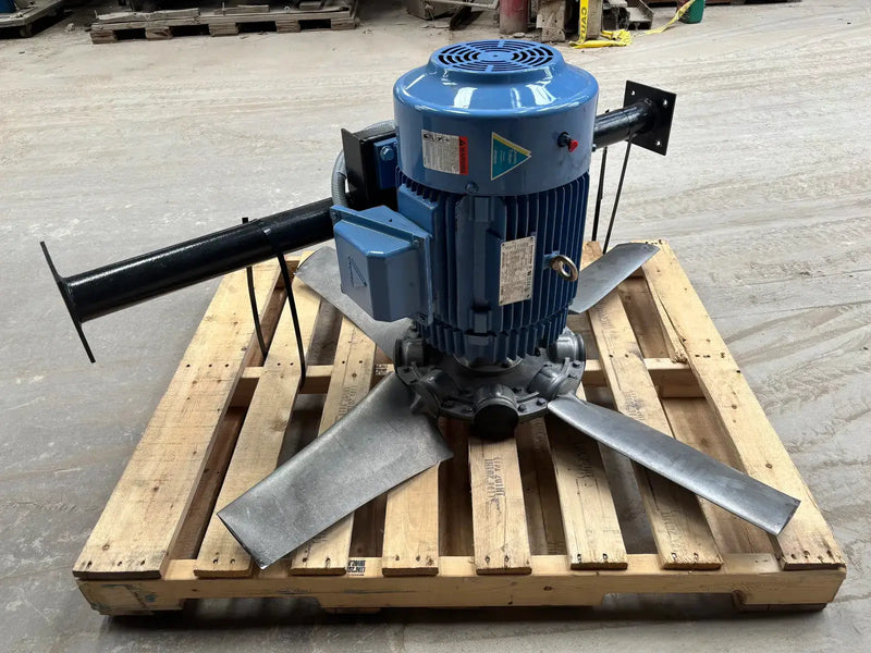 Hyundai Crown Triton Motor With Fan Package (10 HP)