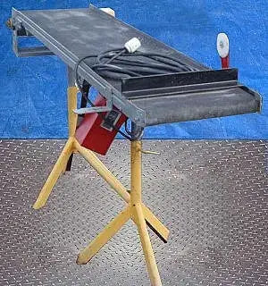 Wardcraft Conveyors Motorized Belt “Slug Vayor” Conveyor - 1 ft. 2-1/2 in. Wide