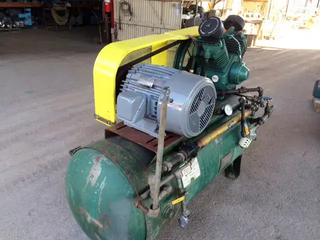 Compresor de aire Champion de 2 etapas - 15 HP