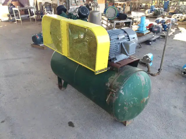 Compresor de aire Champion de 2 etapas - 15 HP