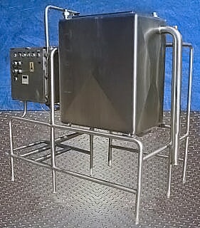 1990 Klenzade (Ecolab) and Foxboro (Invensys) CIP System with Single Tank – 125 Gallons Klenzade (Ecolab) and Foxboro (Invensys) 
