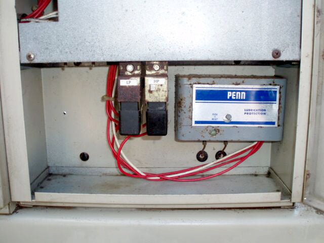 1990 McQuay Roof Mounted Air Conditioner – 30 Tons McQuay 