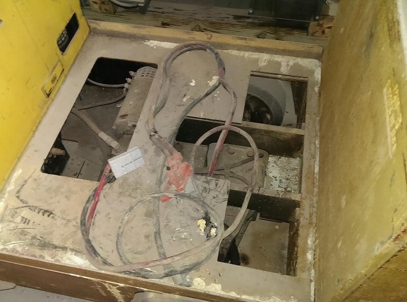 1991 Yale Solid Tire Electric Forklift - 9600 lbs Yale 