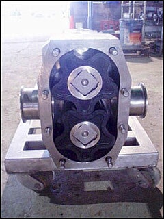 1994 APV Crepaco R-Series Positive Displacement Pump APV Crepaco 