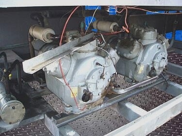 1996 Carrier Air Cooled Chiller 150 Ton Model 30GT-245A-610KA Carrier 